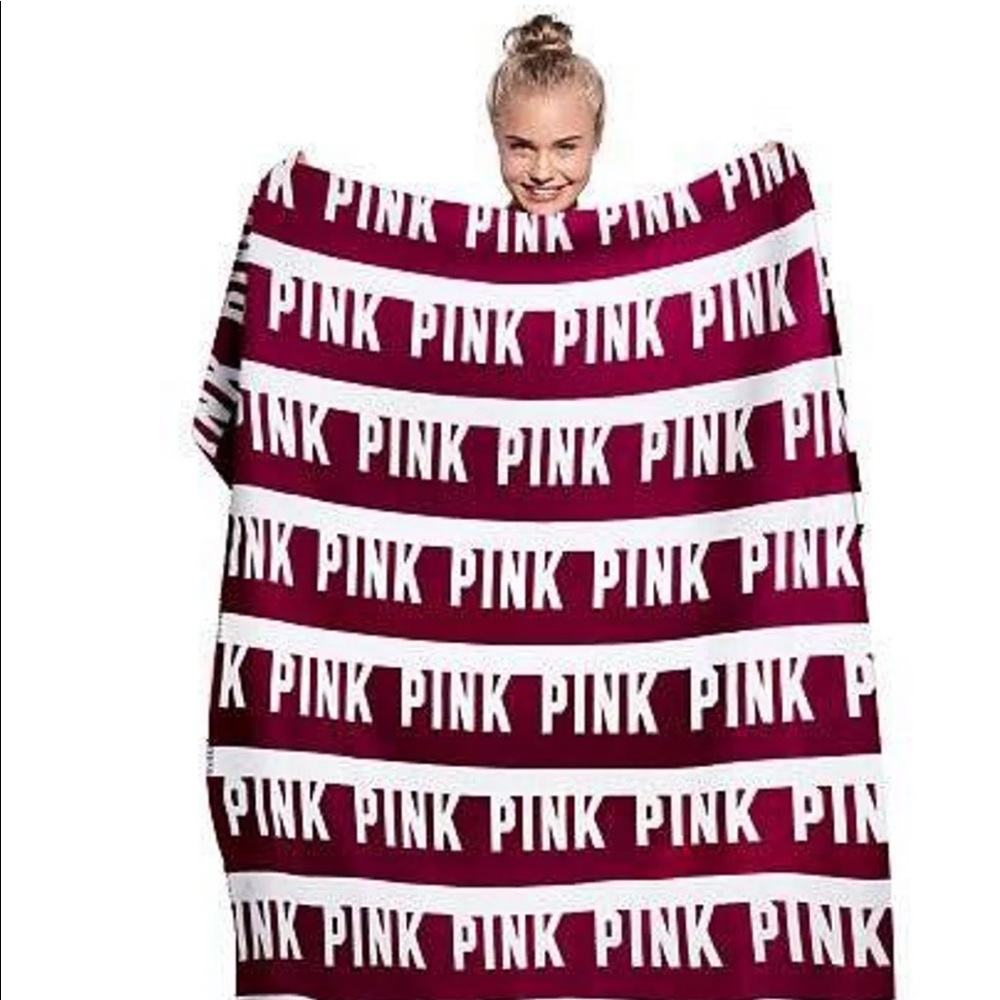 PINK VS SHERPA BLACK ORCHID BLANKET